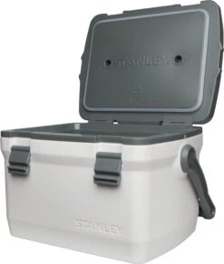 Stanley The Easy Carry Outdoor Cooler 6,6L - Koelbox - Green 26 Stanley The Easy Carry Outdoor Cooler 6,6L - Koelbox - Green -Buiten Kamperen 1022x1200 3