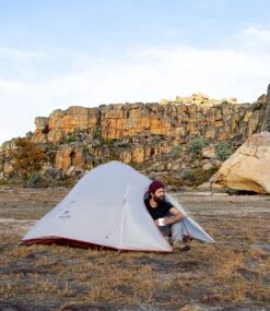 Cloud Up 3 Upgraded - Naturehike® - Tent 3 Persoons - Lichtgewicht Tent - Incl. Grondzeil - 20D 4000MM - Outdoor Kampeertent - Waterdicht - Hiking & Wandelen 16 Cloud Up 3 Upgraded - Naturehike® - Tent 3 Persoons - Lichtgewicht Tent - Incl. Grondzeil - 20D 4000MM - Outdoor Kampeertent - Waterdicht - Hiking & Wandelen -Buiten Kamperen 1040x1200