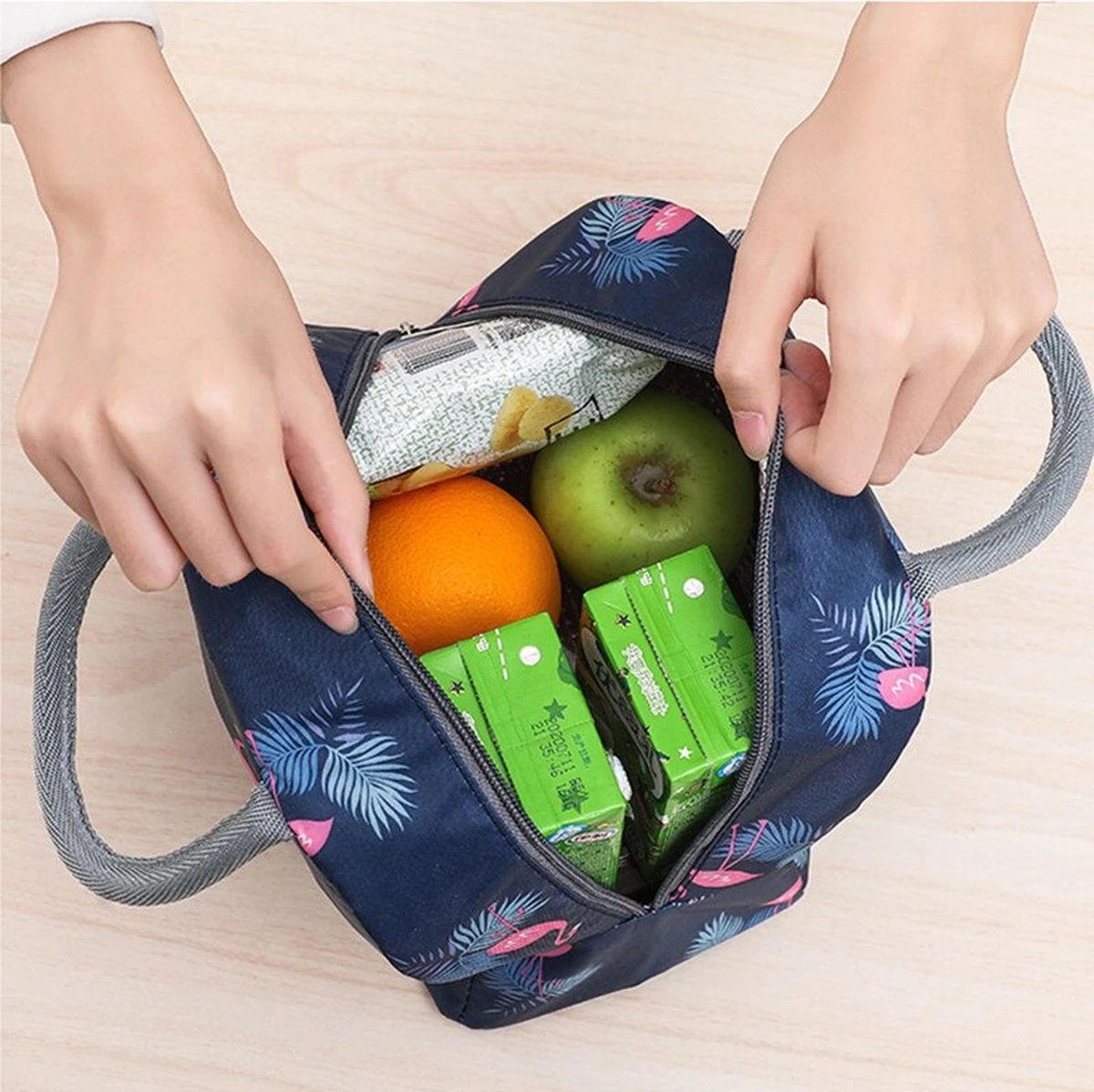 Koeltas - Lunchtas - Volwassenen En Kinderen - Compact & Handig: Zomer - Picknick -School - Lunch - Werk - Blauw Flamingo 3 Koeltas - Lunchtas - Volwassenen En Kinderen - Compact & Handig: Zomer - Picknick -School - Lunch - Werk - Blauw Flamingo - Afbeelding 3