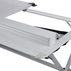 Campart Campingtafel XL TA-0806 - Opvouwbaar, Lichtgewicht En Met Verstelbare Poten - Kampeertafel Inklapbaar Inclusief Opbergtas - 140 X 80 X 70 Cm - Wit 23 Campart Campingtafel XL TA-0806 - Opvouwbaar, Lichtgewicht En Met Verstelbare Poten - Kampeertafel Inklapbaar Inclusief Opbergtas - 140 X 80 X 70 Cm - Wit -Buiten Kamperen 1200x1199 3