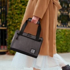 Brisby 4 Laags Geïsoleerde Koeltas - Lunchtas 10 Liter - Donkergrijs -Buiten Kamperen 1200x1200 1020