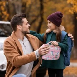 Brisby 4 Laags Geïsoleerde Koeltas - Lunchtas 1.5 Liter - Roze Eenhoorn 10 Brisby 4 Laags Geïsoleerde Koeltas - Lunchtas 1.5 Liter - Roze Eenhoorn -Buiten Kamperen 1200x1200 1316