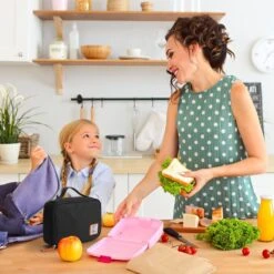 Brisby 4 Laags Geïsoleerde Koeltas - Lunchtas 1.5 Liter - Zwart 10 Brisby 4 Laags Geïsoleerde Koeltas - Lunchtas 1.5 Liter - Zwart -Buiten Kamperen 1200x1200 1378