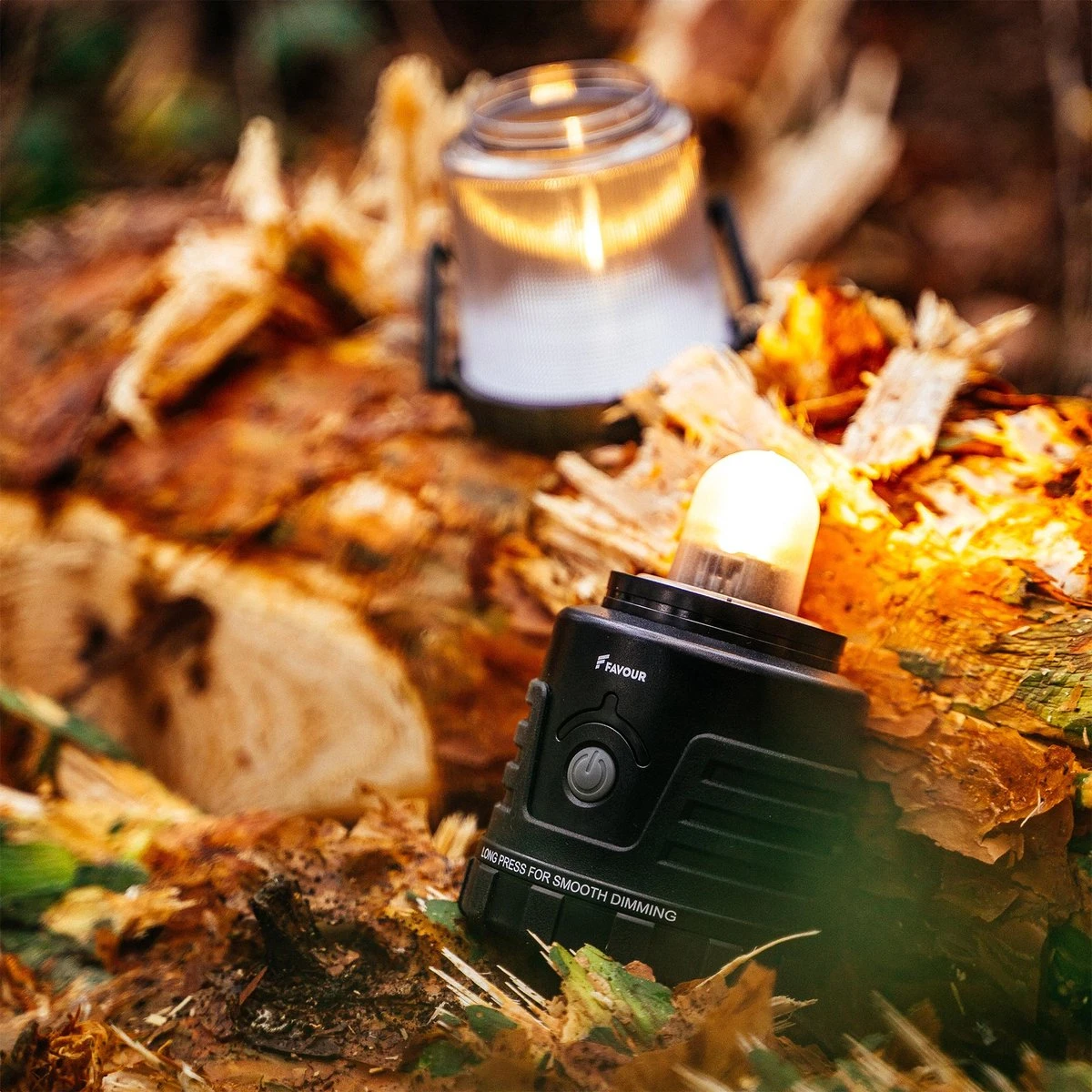 Favour L0434 Camping Lamp LED, 1105 Lumen, IP64, Waterdicht, Draagbare Kampeerlamp, Tentlamp, Schokbestendig, 4 Verschillende Lichtmodi Inclusief Kaarslicht-modus, Afneembaar Deksel & Compact Formaat 7 Favour L0434 Camping Lamp LED, 1105 Lumen, IP64, Waterdicht, Draagbare Kampeerlamp, Tentlamp, Schokbestendig, 4 Verschillende Lichtmodi Inclusief Kaarslicht-modus, Afneembaar Deksel & Compact Formaat - Afbeelding 7