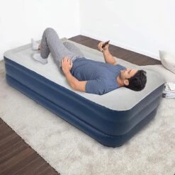 LifeGoods Luchtbed - 1 Persoons - Met Ingebouwde Pomp - Incl. Draagtas En Reparatiekit 16 LifeGoods Luchtbed - 1 Persoons - Met Ingebouwde Pomp - Incl. Draagtas En Reparatiekit -Buiten Kamperen 1200x1200 222