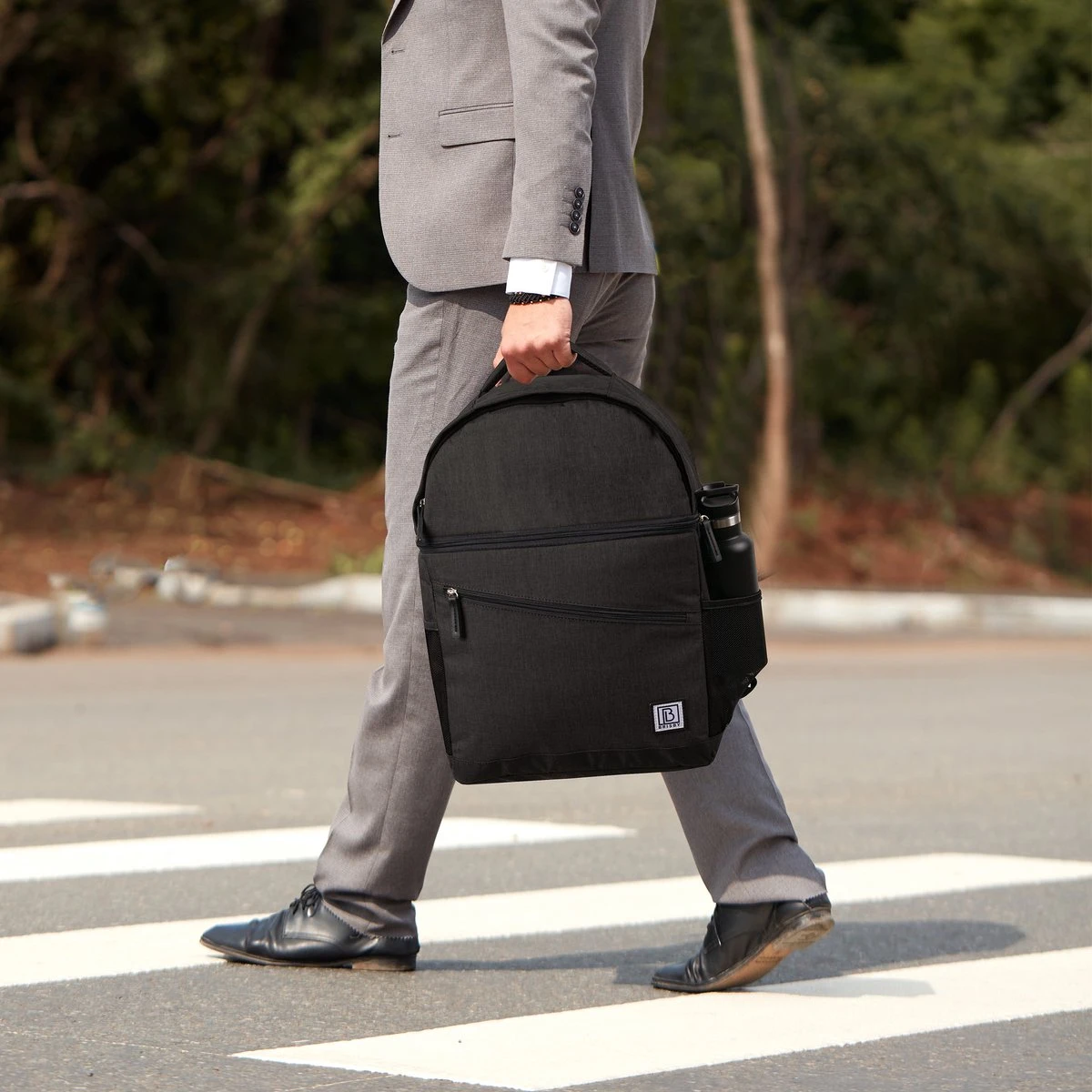 Brisby 4 Laags Geïsoleerde Koeltas Rugzak - 25 Liter - Met Handige Vakken Voor Bestek En Essentials - Waterafstotend Materiaal - Zwart 5 Brisby 4 Laags Geïsoleerde Koeltas Rugzak - 25 Liter - Met Handige Vakken Voor Bestek En Essentials - Waterafstotend Materiaal - Zwart - Afbeelding 5