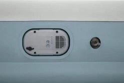 Bestway Luchtbed - 2 Personen - PVC/Polyester - Ingebouwde Oplaadbare Pomp - Fortech™ Materiaal - I-Beam Constructie - Ingebouwd Kussen 28 Bestway Luchtbed - 2 Personen - PVC/Polyester - Ingebouwde Oplaadbare Pomp - Fortech™ Materiaal - I-Beam Constructie - Ingebouwd Kussen -Buiten Kamperen 1200x800 141