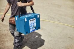 Makita 198253-4 CoolMbox Koelbox - 18 Liter 13 Makita 198253-4 CoolMbox Koelbox - 18 Liter -Buiten Kamperen 1200x800 183