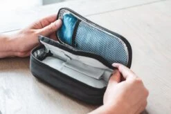 Smart Cool'R Diabetes Tas - Diabetes Etui - Insuline Koeltas - Insuline Etui - Diabetes Tasje - Medische Koeltas Voor Insulinespuit Met 2 Ice Packs Voor Optimale Temperatuur 11 Smart Cool'R Diabetes Tas - Diabetes Etui - Insuline Koeltas - Insuline Etui - Diabetes Tasje - Medische Koeltas Voor Insulinespuit Met 2 Ice Packs Voor Optimale Temperatuur -Buiten Kamperen 1200x800 197