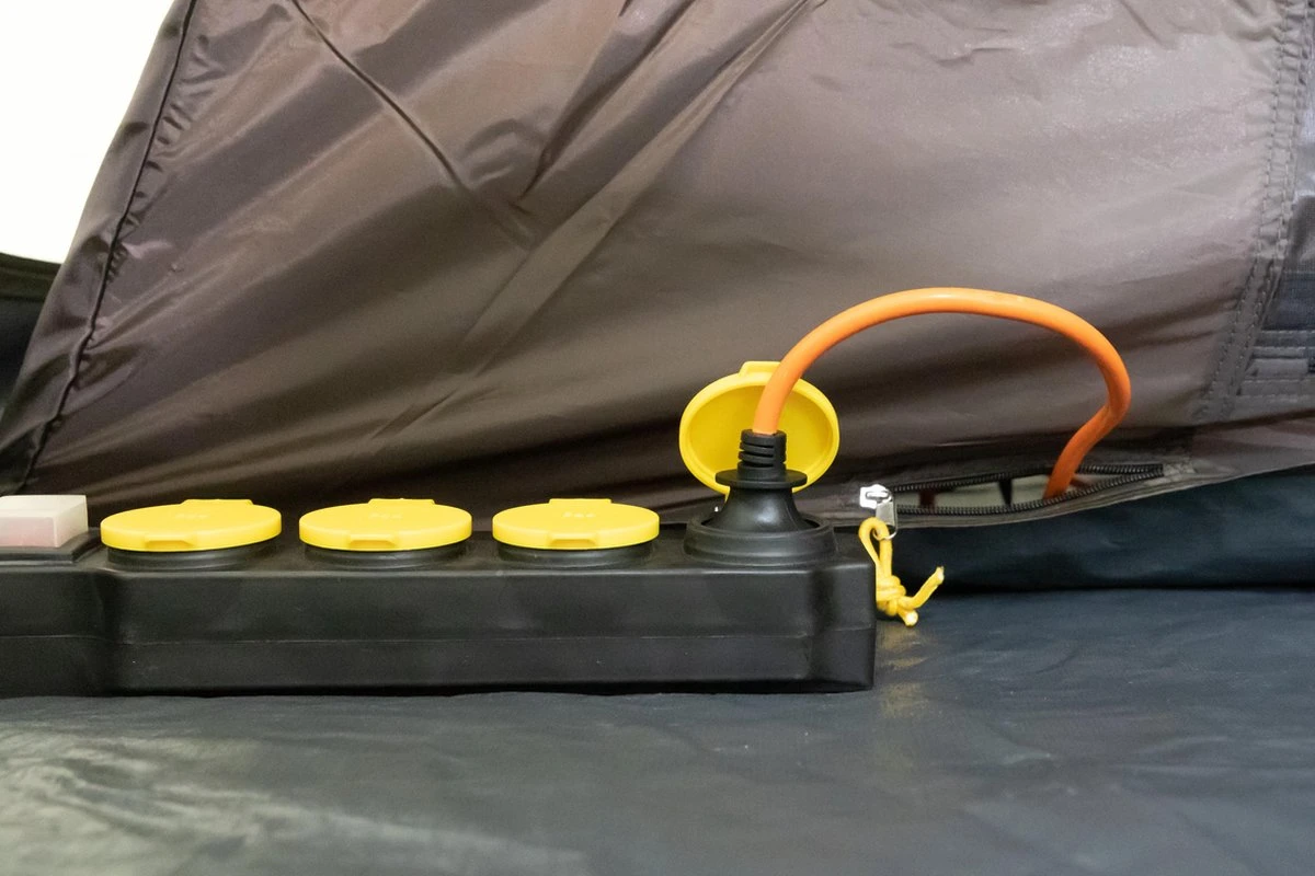 Redwood Arco 300 Air Grey - Familie Tunnel Tent 4-persoons - Grijs 9 Redwood Arco 300 Air Grey - Familie Tunnel Tent 4-persoons - Grijs - Afbeelding 9