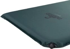 NOMAD® Bora 5.0 - Slaapmat - 198x 63 X 5 - Zelfopblazend - 1 Persoons 11 NOMAD® Bora 5.0 - Slaapmat - 198x 63 X 5 - Zelfopblazend - 1 Persoons -Buiten Kamperen 1200x844 5