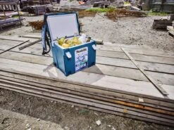 Makita 198253-4 CoolMbox Koelbox - 18 Liter 11 Makita 198253-4 CoolMbox Koelbox - 18 Liter -Buiten Kamperen 1200x900 33
