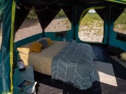 Coleman Octagon Blackout - Familietent - Verduisterend - 8 Persoons 5 Coleman Octagon Blackout - Familietent - Verduisterend - 8 Persoons -Buiten Kamperen 1200x900 6