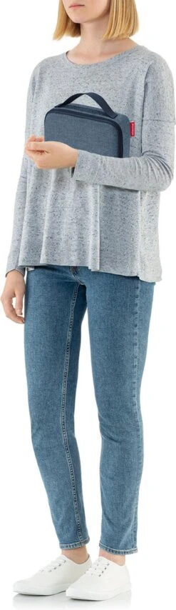 Reisenthel Thermocase Lunchbox - 1,5L - Twist Blue Blauw 5 Reisenthel Thermocase Lunchbox - 1,5L - Twist Blue Blauw -Buiten Kamperen 347x1200 2