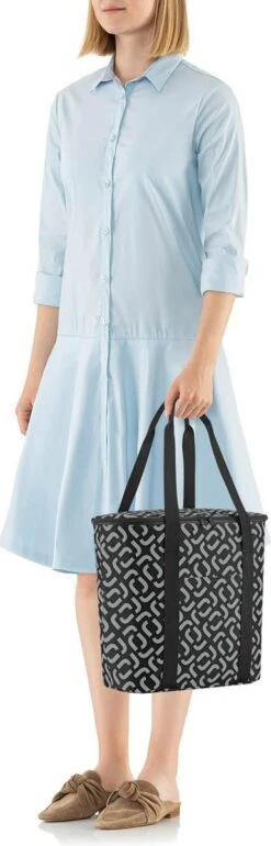 Reisenthel Thermoshopper Koeltas - 15L - Signature Black Zwart 9 Reisenthel Thermoshopper Koeltas - 15L - Signature Black Zwart -Buiten Kamperen 385x1200 1