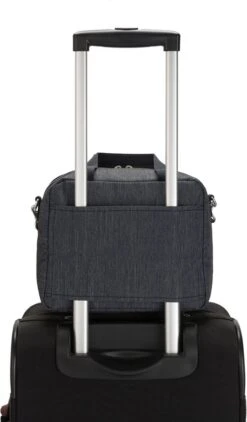 Kipling MIYO Lunchtas - Marine Navy 13 Kipling MIYO Lunchtas - Marine Navy -Buiten Kamperen 703x1200 1