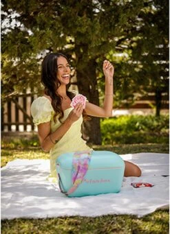 Merkloos Polarbox - Koelbox - Met Schouderband - Pastelgroen - 12 Liter - 40x26x(H)23cm -Buiten Kamperen 870x1200