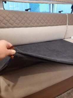 Bankhoes Voor Camper / Mobilhome / Caravan Carré Stretch Badstofhoes Per Stuk Kleur Antraciet Universeel Model 6 Bankhoes Voor Camper / Mobilhome / Caravan Carré Stretch Badstofhoes Per Stuk Kleur Antraciet Universeel Model -Buiten Kamperen 900x1200 24